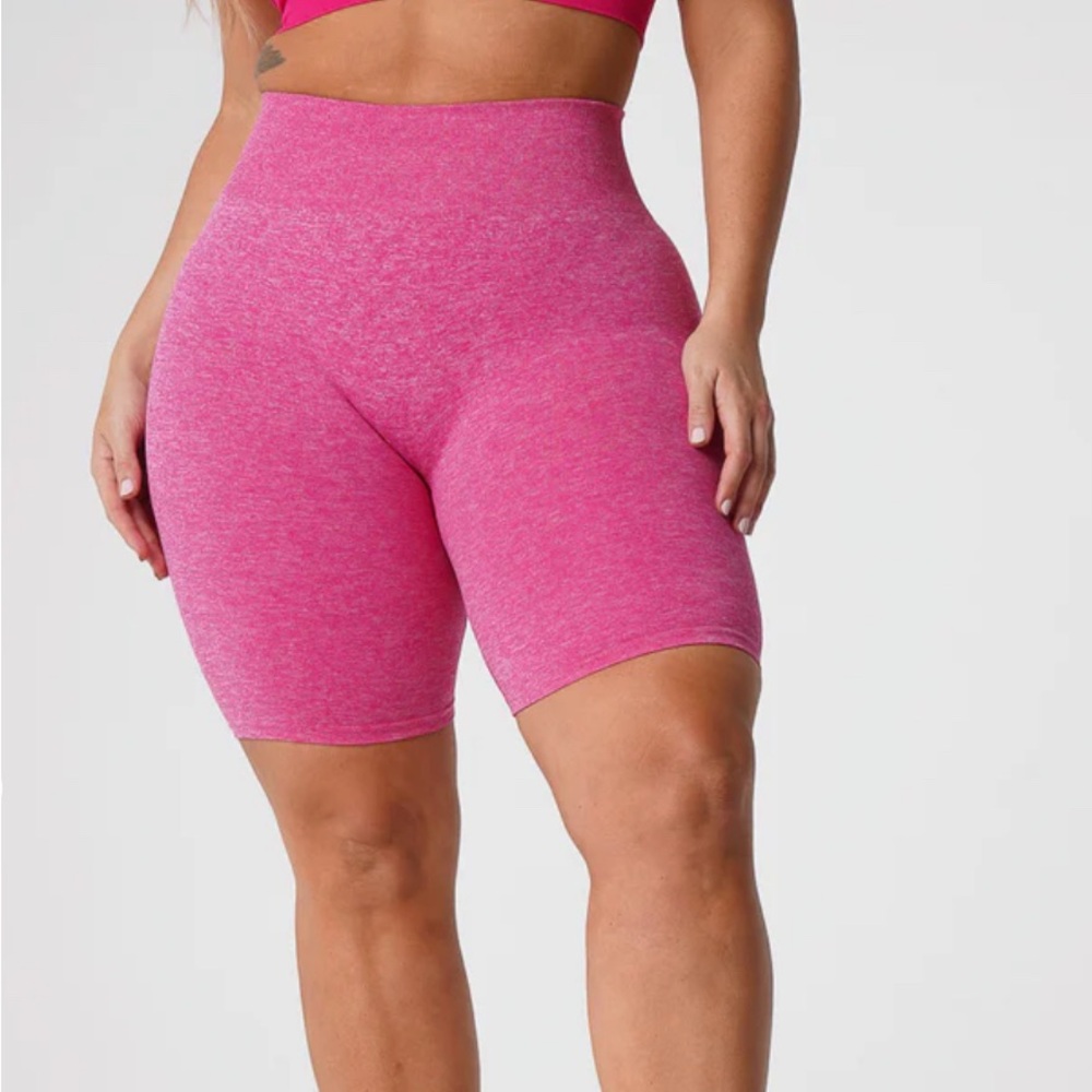 NVGTN scrunch shorts leggings